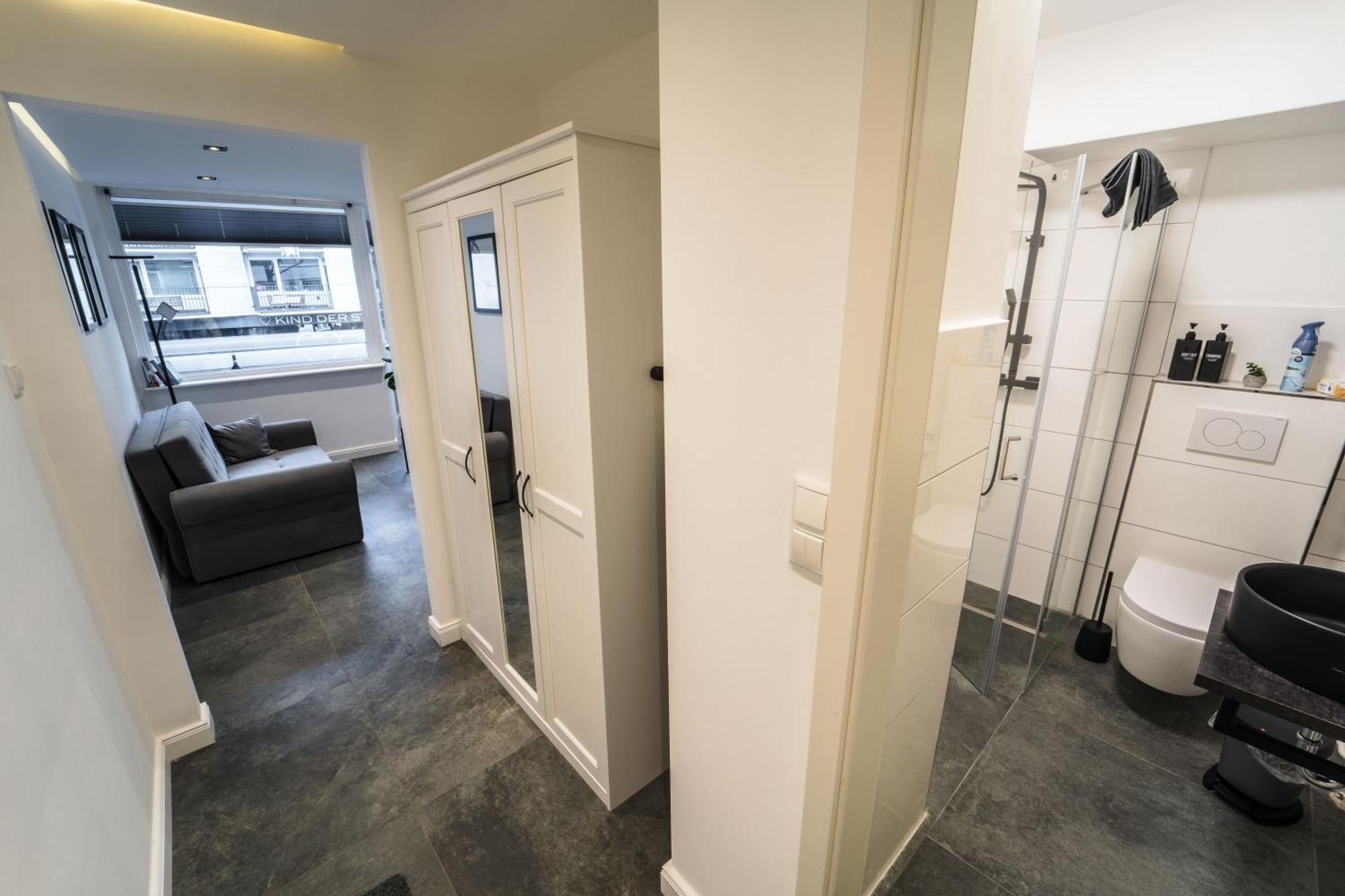 Apartment Exklusive 1-zimmer Stadtwohnung In *